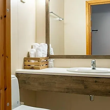 Snasa Hotell מלון